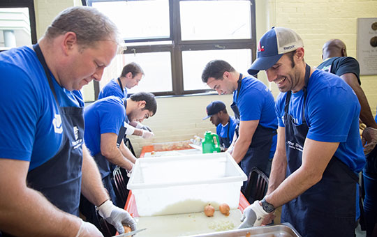 Ameriprise Financial volunteers taking part in company-wide National Days of Service